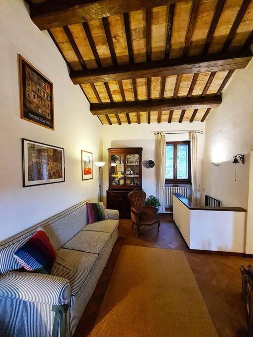 Вилла La Casa Di Monami Спелло Экстерьер фото